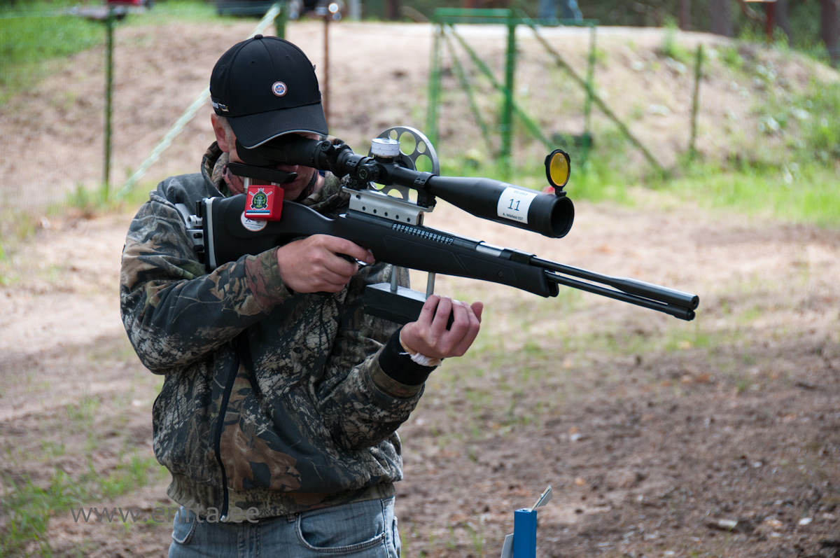 Andres Mikfelt, Weihrauch HW 97 KT, Hawke SideWinder 8-32x56